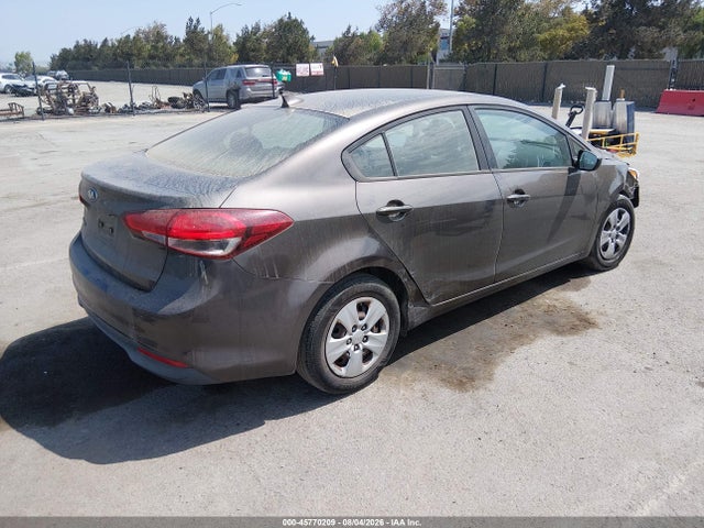 KIA FORTE LX 2017 3KPFK4A72HE063501 Image 4