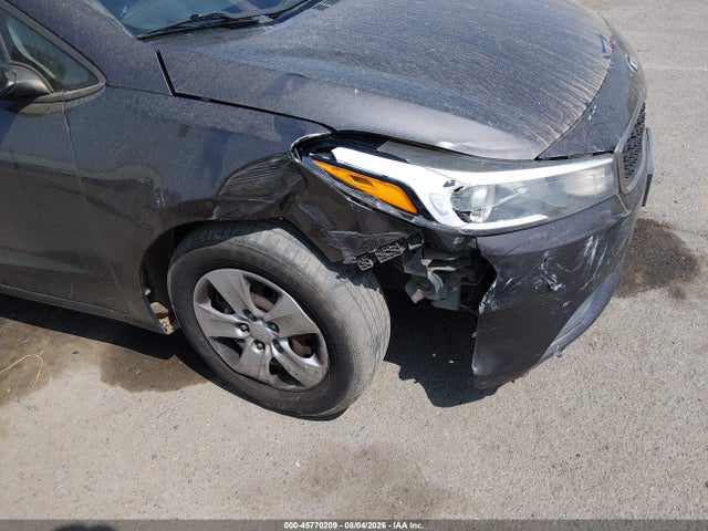KIA FORTE LX 2017 3KPFK4A72HE063501 Image 12