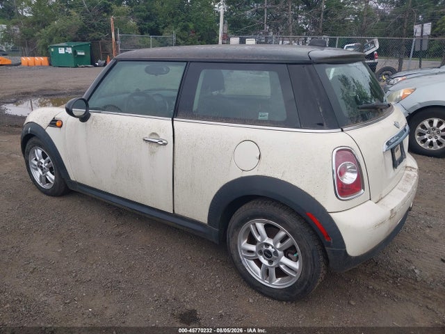 Продажа на аукционе авто 2013 Mini Hardtop Cooper, vin: WMWSU3C59DT678222, номер лота: 45770232