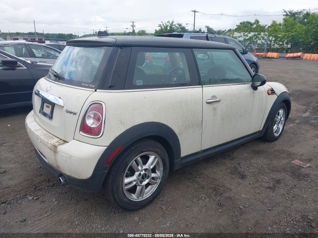Продажа на аукционе авто 2013 Mini Hardtop Cooper, vin: WMWSU3C59DT678222, номер лота: 45770232