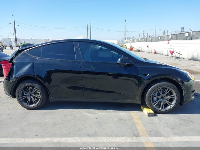 7SAYGDED7SF231017 Tesla Model Y Long Range Dual Motor Rear-wheel Drive