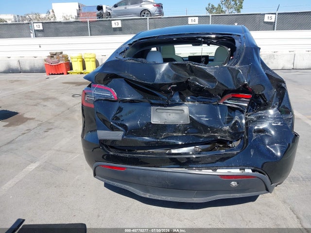 7SAYGDED7SF231017 Tesla Model Y Long Range Dual Motor Rear-wheel Drive