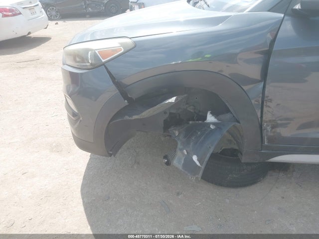 Продаж на аукціоні авто 2017 Hyundai Tucson Se, vin: KM8J33A44HU437014, номер лоту: 45770311