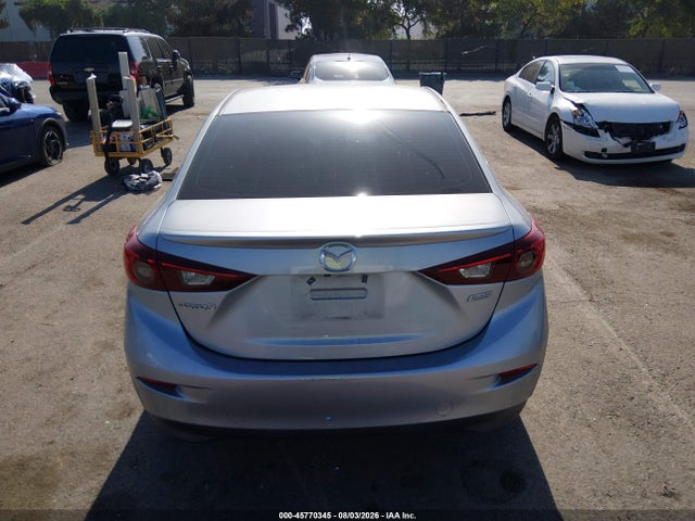 Mazda Mazda3 Touring 2018 3MZBN1V30JM199629 Image 18
