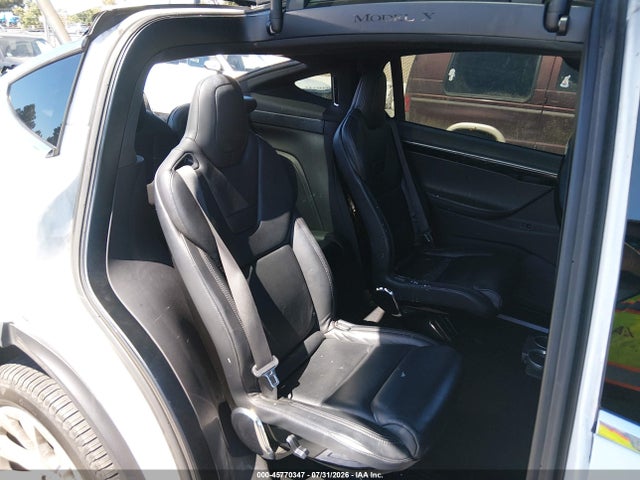 Продаж на аукціоні авто 2016 Tesla Model X, vin: 5YJXCBE21GF002119, номер лоту: 45770347