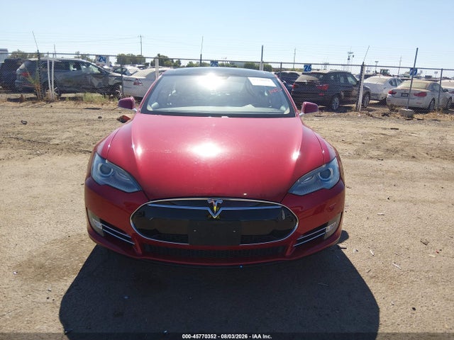 Продажа на аукционе авто 2013 Tesla Model S, vin: 5YJSA1CGXDFP23074, номер лота: 45770352