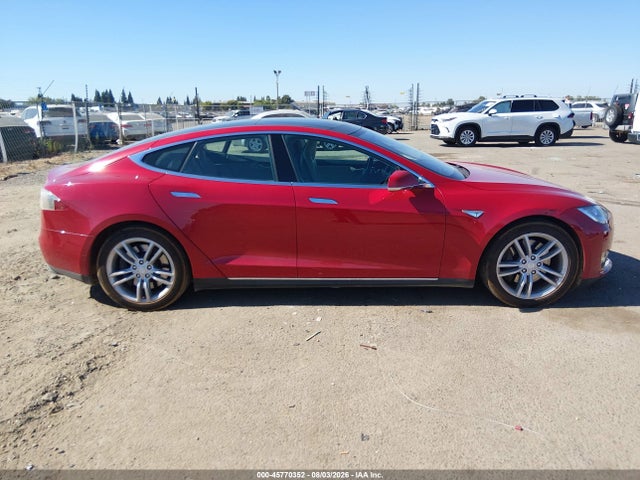 Продажа на аукционе авто 2013 Tesla Model S, vin: 5YJSA1CGXDFP23074, номер лота: 45770352