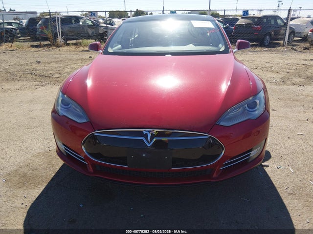Продажа на аукционе авто 2013 Tesla Model S, vin: 5YJSA1CGXDFP23074, номер лота: 45770352