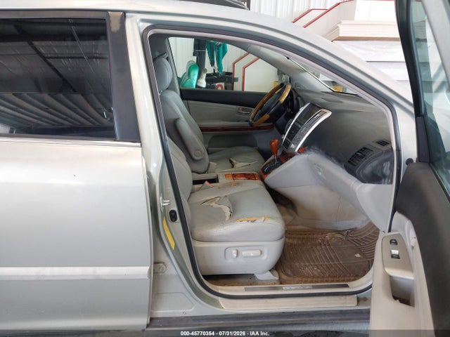 45770354 :رقم المزاد ، 2T2GA31U84C003993 vin ، 2004 Lexus Rx 330 مزاد بيع
