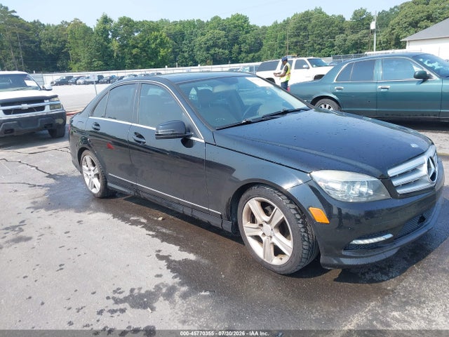 Продажа на аукционе авто 2011 Mercedes-benz C 300 Luxury/sport, vin: WDDGF5EB1BR170456, номер лота: 45770355