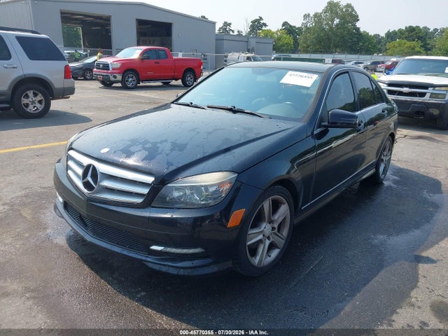 2011 Mercedes-benz C 300 Luxury/sport მანქანა იყიდება აუქციონზე, vin: WDDGF5EB1BR170456, აუქციონის ნომერი: 45770355