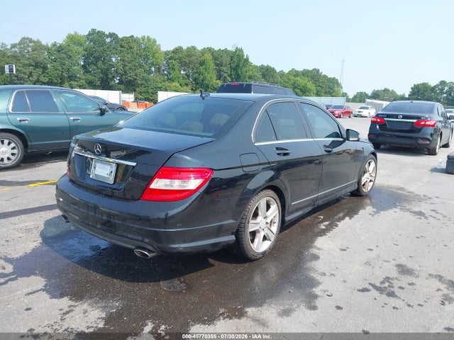 2011 Mercedes-benz C 300 Luxury/sport მანქანა იყიდება აუქციონზე, vin: WDDGF5EB1BR170456, აუქციონის ნომერი: 45770355