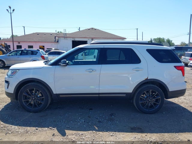 45770579 :رقم المزاد ، 1FM5K8D83JGC82881 vin ، 2018 Ford Explorer Xlt مزاد بيع