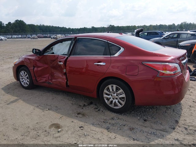 2015 Nissan Altima 2.5/2.5 S/2.5 Sl/2.5 Sv მანქანა იყიდება აუქციონზე, vin: 1N4AL3AP7FC450637, აუქციონის ნომერი: 45770590