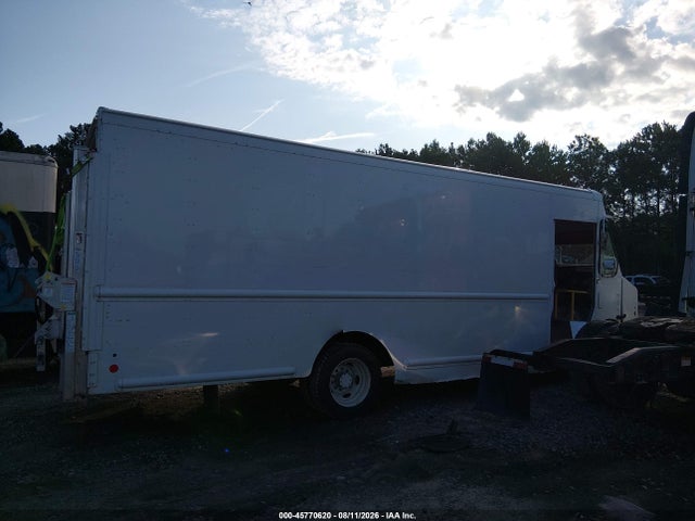 Ford F-59 Commercial Stripped 2022 1F65F5KN0N0A13965 Image 14