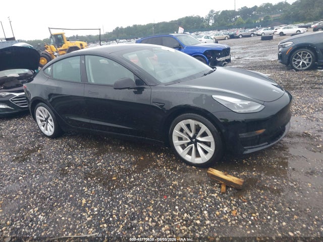 2022 5YJ3E1EA9NF210076 main image