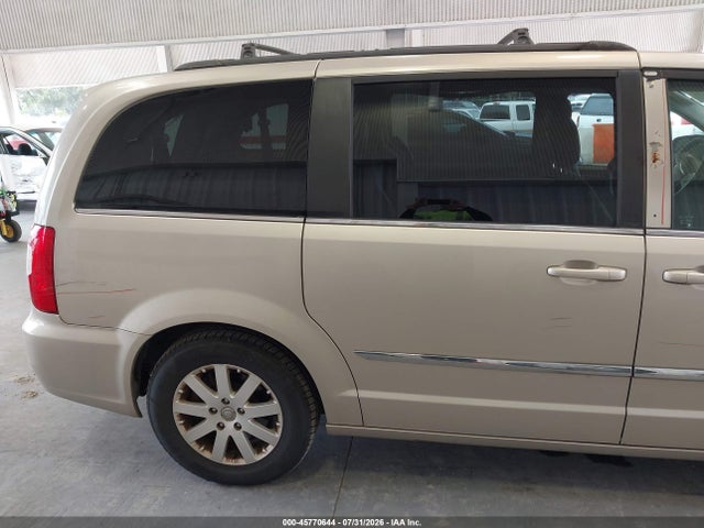 2013 Chrysler Town & Country Touring მანქანა იყიდება აუქციონზე, vin: 2C4RC1BG1DR691372, აუქციონის ნომერი: 45770644