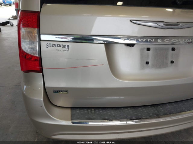 2013 Chrysler Town & Country Touring მანქანა იყიდება აუქციონზე, vin: 2C4RC1BG1DR691372, აუქციონის ნომერი: 45770644