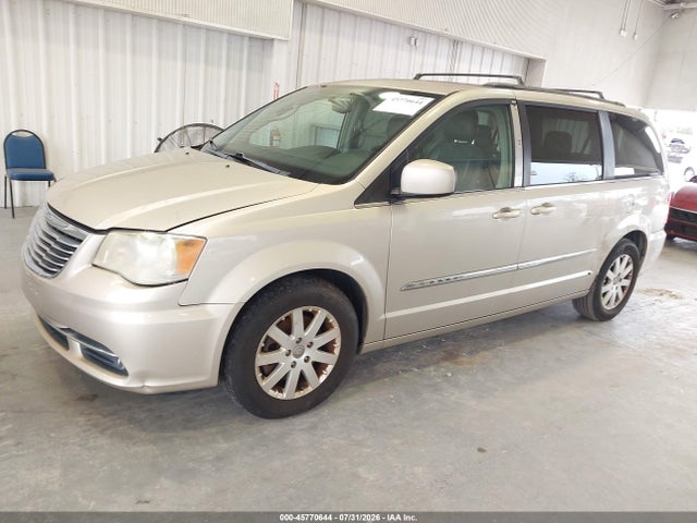 2013 Chrysler Town & Country Touring მანქანა იყიდება აუქციონზე, vin: 2C4RC1BG1DR691372, აუქციონის ნომერი: 45770644