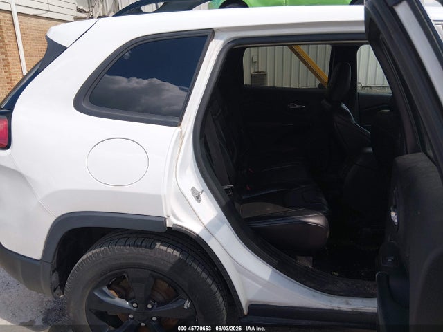 45770653 :رقم المزاد ، 1C4PJMLB4KD292876 vin ، 2019 Jeep Cherokee Altitude 4x4 مزاد بيع