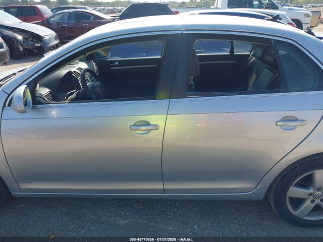 2009 Volkswagen Jetta Se მანქანა იყიდება აუქციონზე, vin: 3VWRM71K39M168646, აუქციონის ნომერი: 45770656