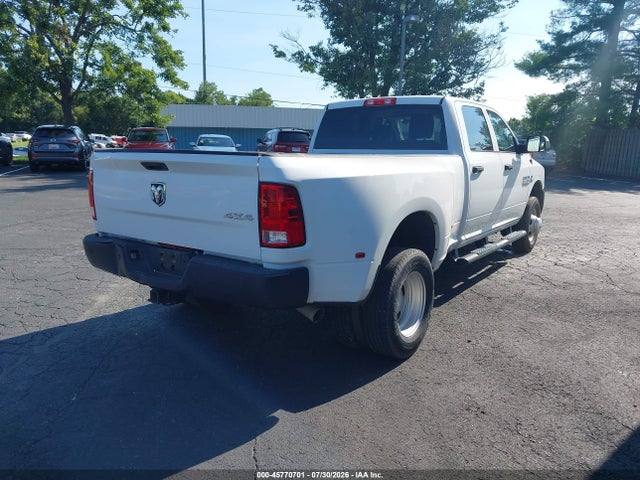 45770701 :رقم المزاد ، 3C63RRGL7JG124164 vin ، 2018 Ram 3500 مزاد بيع