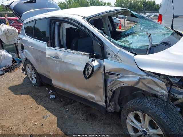 Ford ESCAPE SE 2017 1FMCU9GD1HUE24558 Image 14