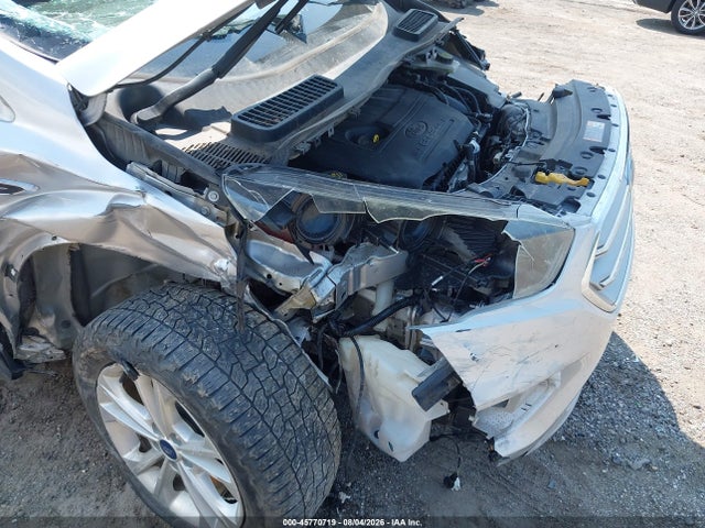 Ford ESCAPE SE 2017 1FMCU9GD1HUE24558 Image 6