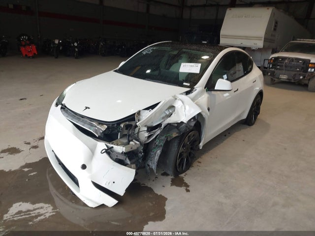 Auction sale of the 2021 Tesla Model Y Long Range Dual Motor All-wheel Drive, vin: 5YJYGDEE2MF201321, lot number: 45770820