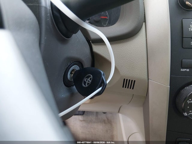 45770841 :رقم المزاد ، 2T1BU4EE9AC505437 vin ، 2010 Toyota Corolla Le مزاد بيع