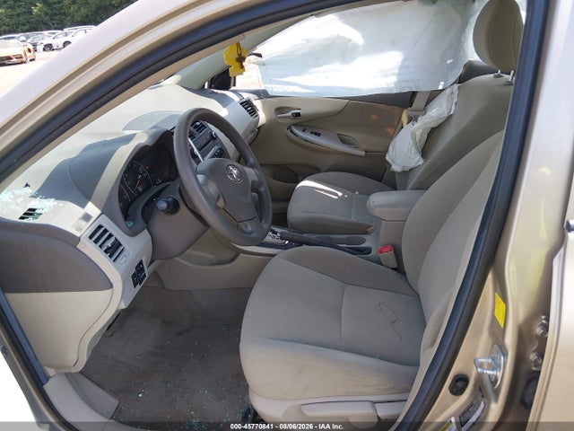 45770841 :رقم المزاد ، 2T1BU4EE9AC505437 vin ، 2010 Toyota Corolla Le مزاد بيع