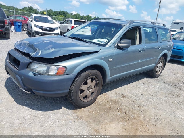 45770861 :رقم المزاد ، YV1SZ58D721076597 vin ، 2002 Volvo V70 Xc مزاد بيع