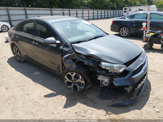2021 Kia Forte Lxs მანქანა იყიდება აუქციონზე, vin: 3KPF24AD1ME395512, აუქციონის ნომერი: 45770863