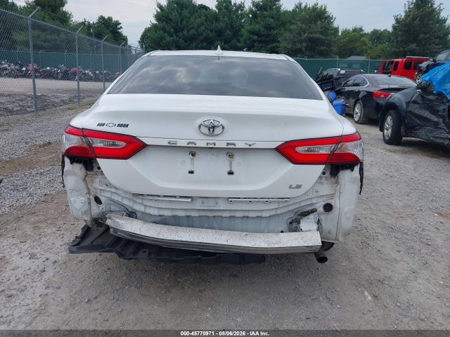 Продаж на аукціоні авто 2019 Toyota Camry Le, vin: 4T1B11HKXKU242030, номер лоту: 45770971