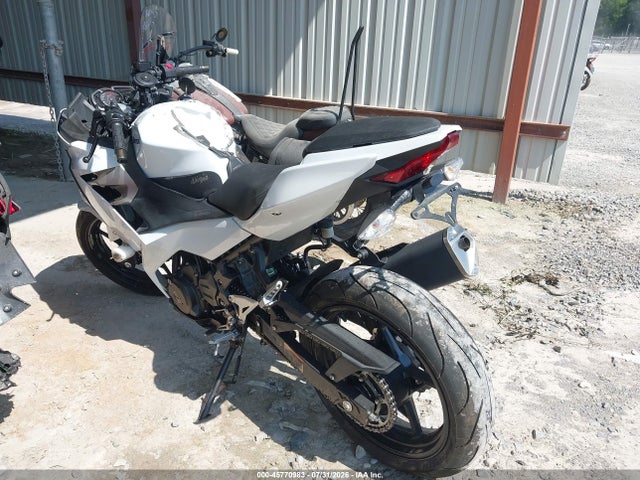 Kawasaki EX400 2020 JKAEXKG19LDA81005 Image 13