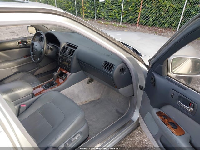 45771009 :رقم المزاد ، JT8UF22E7S0012748 vin ، 1995 Lexus Ls 400 مزاد بيع