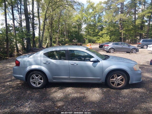 2013 Dodge Avenger Sxt მანქანა იყიდება აუქციონზე, vin: 1C3CDZCB4DN637019, აუქციონის ნომერი: 45771027