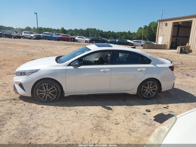 2023 Kia Forte Gt-line მანქანა იყიდება აუქციონზე, vin: 3KPF54AD5PE523469, აუქციონის ნომერი: 45771034