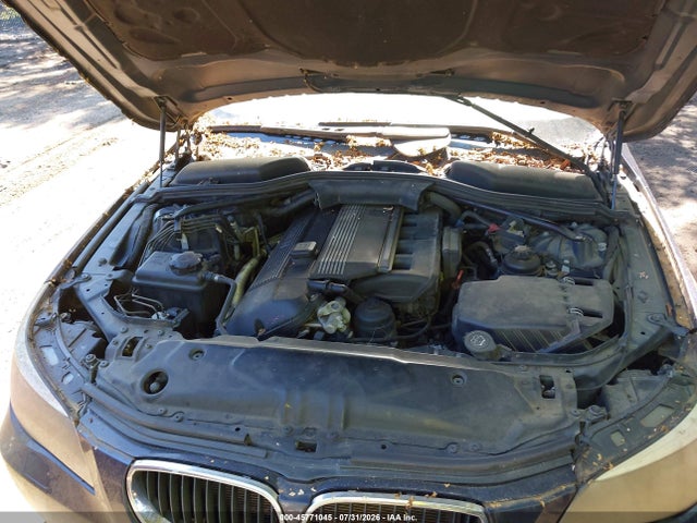 45771045 :رقم المزاد ، WBANA73524B801295 vin ، 2004 Bmw 530i مزاد بيع