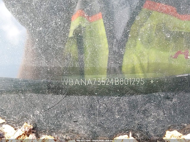 45771045 :رقم المزاد ، WBANA73524B801295 vin ، 2004 Bmw 530i مزاد بيع