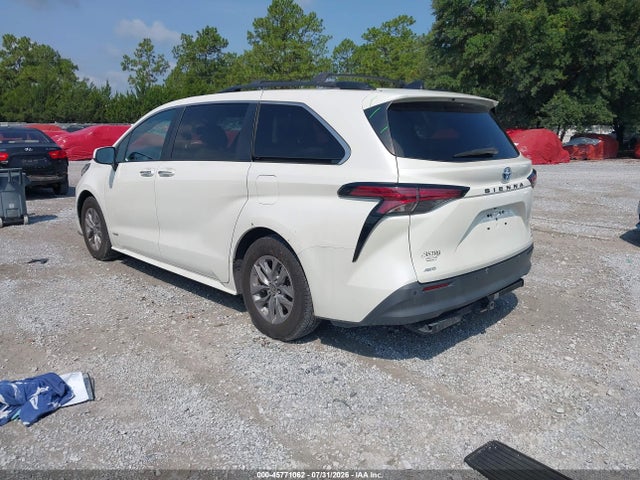 Продажа на аукционе авто 2021 Toyota Sienna Xle, vin: 5TDJSKFC3MS012173, номер лота: 45771062