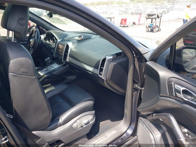 Aukcja sprzedaży 2016 Porsche Cayenne Gts, vin: WP1AD2A27GLA72731, numer aukcji: 45771082