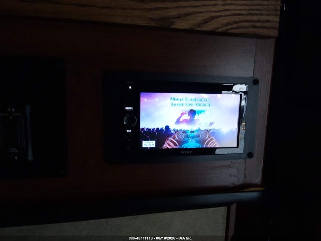 45771113 :رقم المزاد ، 5ZT3ST5F9FG300169 vin ، 2019 Forest River Spartan 1240x Toy Hauler 5th Whl Travel Trailer مزاد بيع