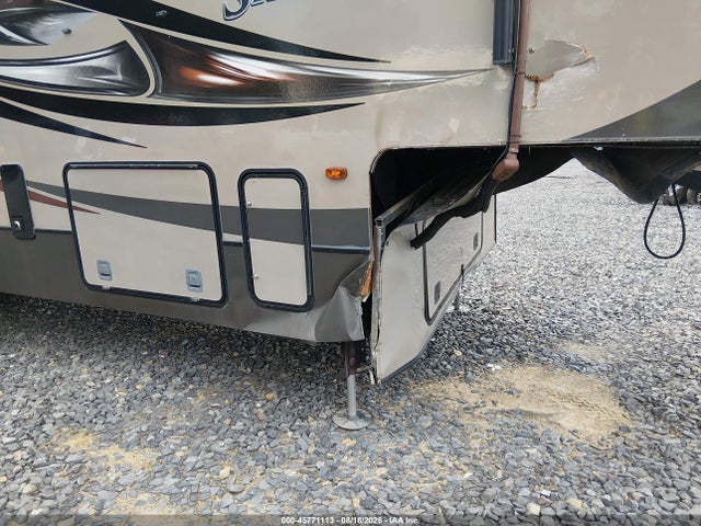45771113 :رقم المزاد ، 5ZT3ST5F9FG300169 vin ، 2019 Forest River Spartan 1240x Toy Hauler 5th Whl Travel Trailer مزاد بيع