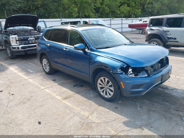 Auction sale of the 2019 Volkswagen Tiguan 2.0t Se/2.0t Sel/2.0t Sel R-line/2.0t Sel R-line Black, vin: 3VV2B7AXXKM038800, lot number: 45771156