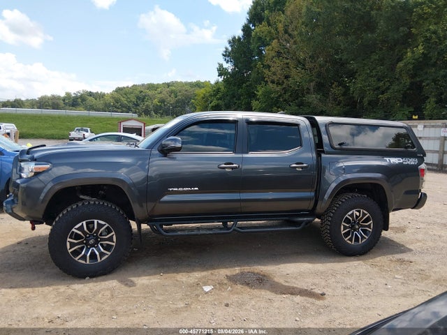 2022 Toyota Tacoma Trd Sport მანქანა იყიდება აუქციონზე, vin: 3TMCZ5AN7NM527032, აუქციონის ნომერი: 45771215
