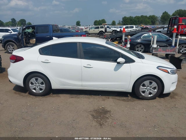 Продаж на аукціоні авто 2017 Kia Forte Lx, vin: 3KPFK4A74HE158416, номер лоту: 45771305