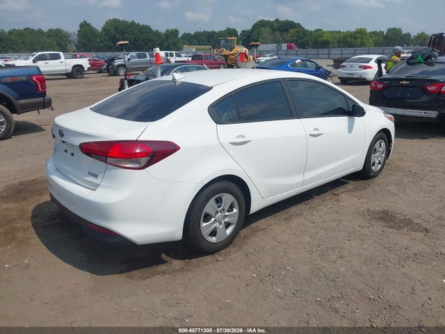 Продаж на аукціоні авто 2017 Kia Forte Lx, vin: 3KPFK4A74HE158416, номер лоту: 45771305