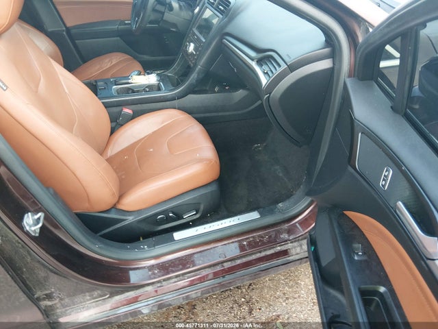 2019 Ford Fusion Energi Titanium მანქანა იყიდება აუქციონზე, vin: 3FA6P0SU7KR258613, აუქციონის ნომერი: 45771311