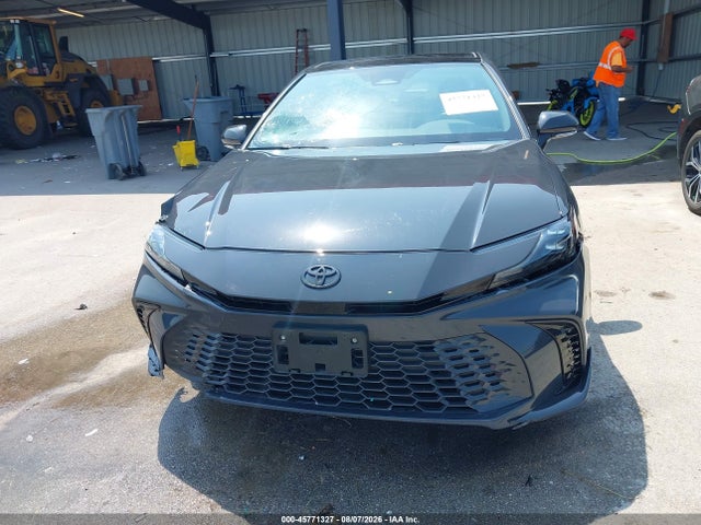 4T1DBADK8SU532648 Toyota CAMRY XSE